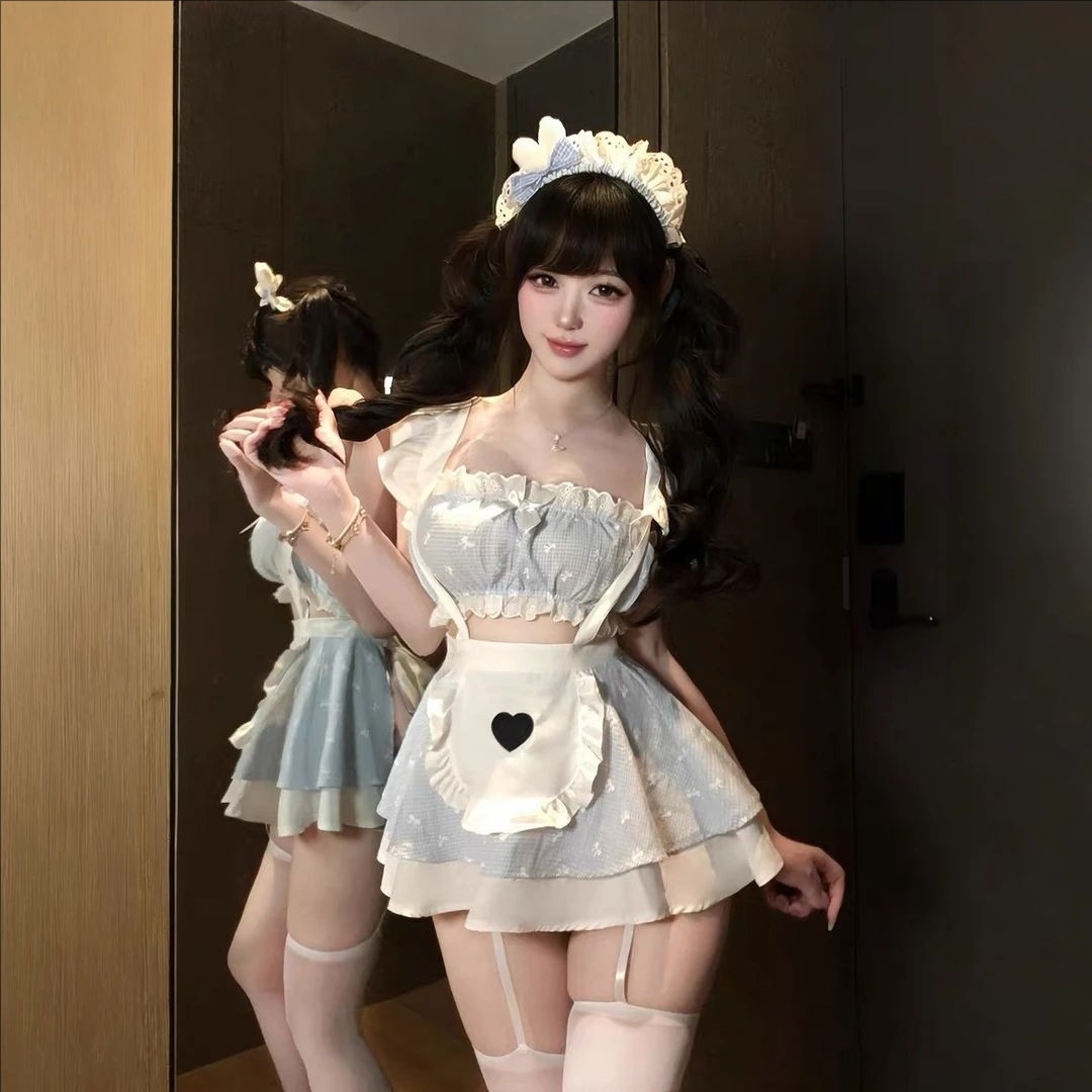小胸可爱清纯连衣裙甜辣女仆制服