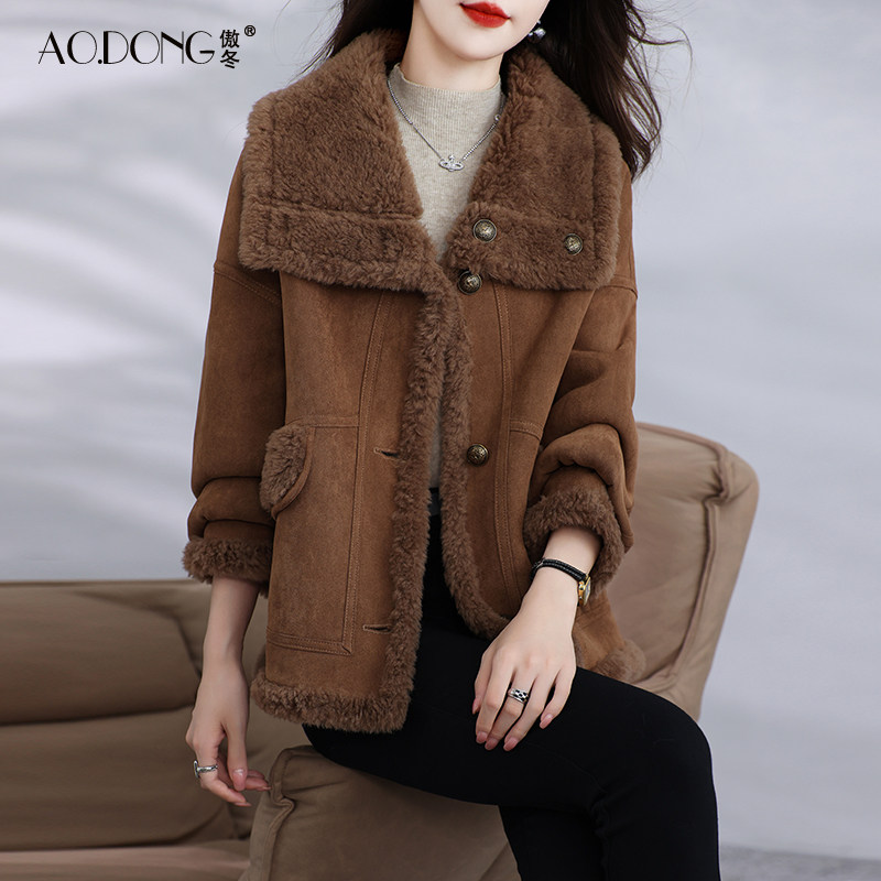 颗粒绒皮草外套女两面穿短款加厚妈妈夹克保暖百搭羊羔毛大衣冬季