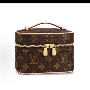 鲲鞣可移动木盒秋夏化妆包亚克力文艺镂空92533