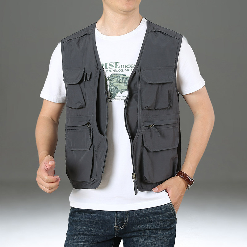 2026新款马甲男春秋多口袋工装坎肩户外宽松登山摄影速干马夹外套