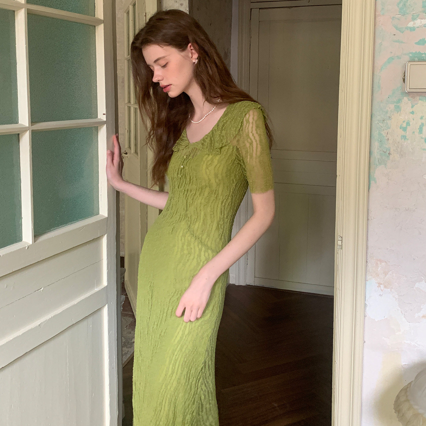 竹依依原创法式牛油果绿短袖蕾丝连衣裙女修身女神气质优雅长裙