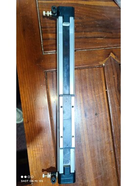 PNUMSA无杆气缸TPL2500-0200P没有安装过没 议价