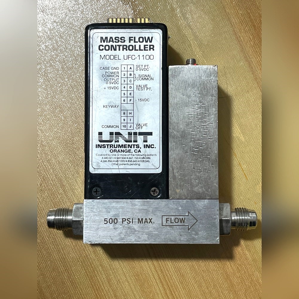UNIT气体质量流量计 UFC-1100 包好实物拍摄 议价