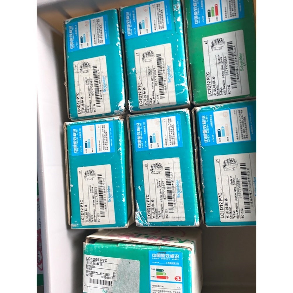施耐德 国产LC1D系列 三极交流接触器 LC1D12P7C 议价