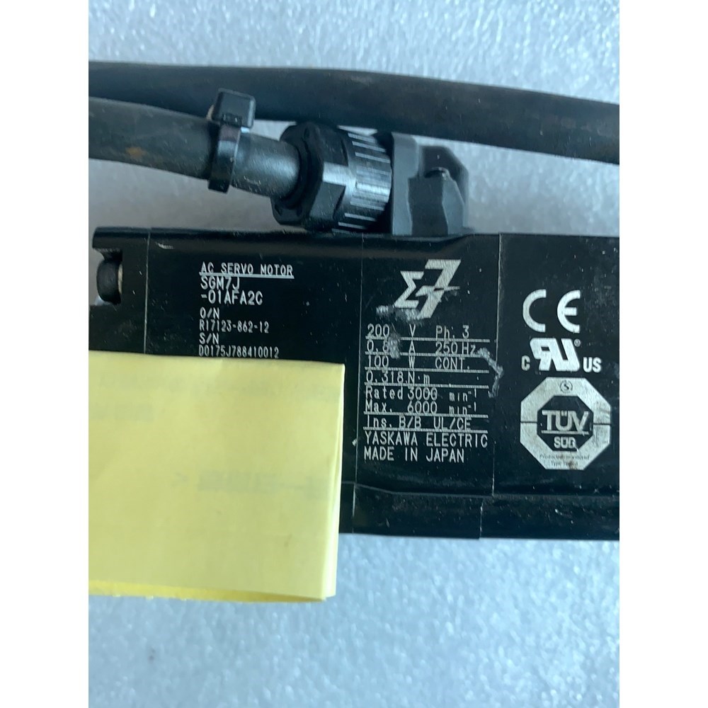 安川7代电机SHM7J-01AFA2C 带线出. 议价