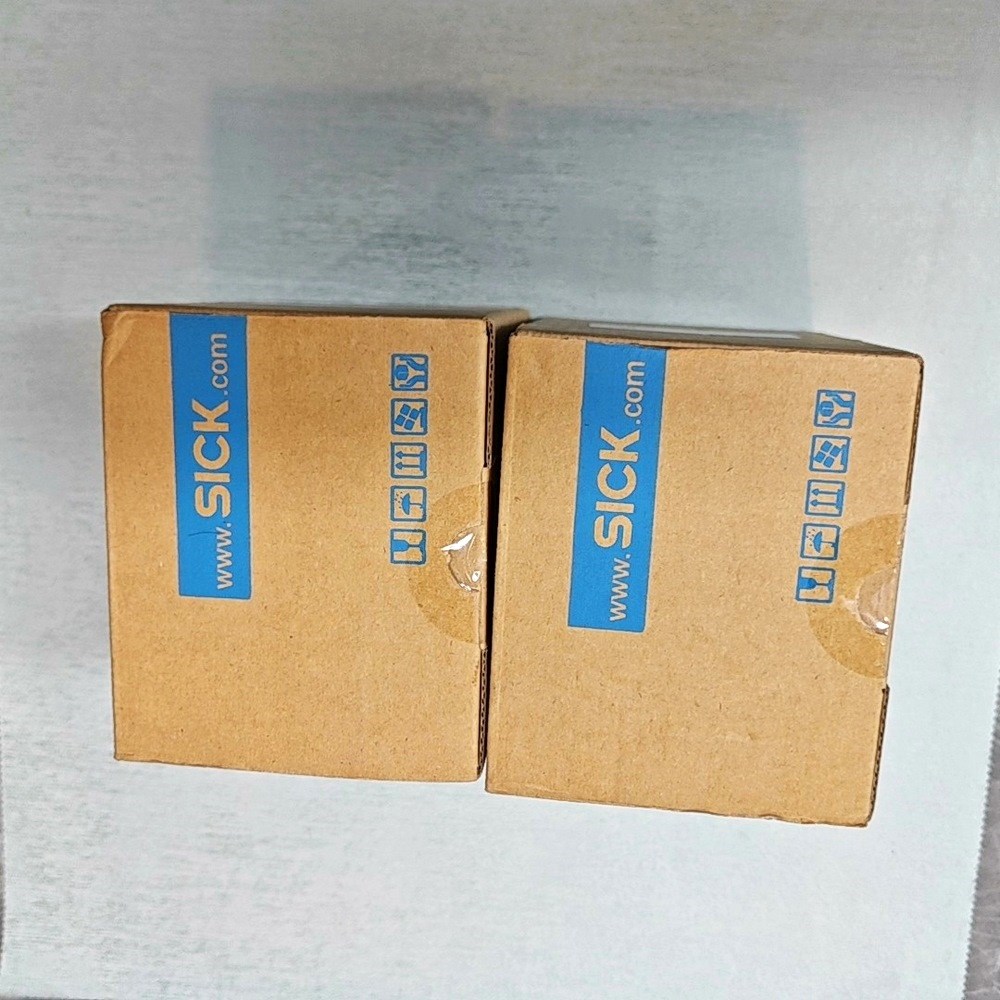 西克读码器 V2D611R-MMSBE4 现货多台 未开 议价