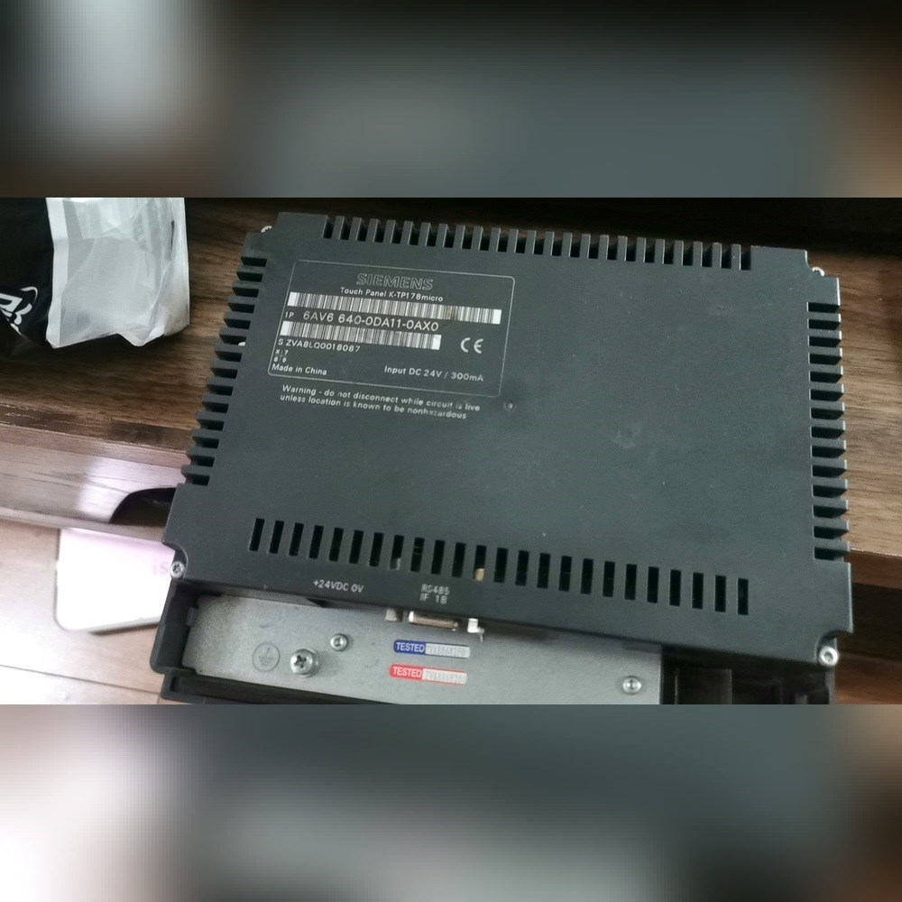 触摸屏640-0DA11-0AX0功能包好成色如图 议价