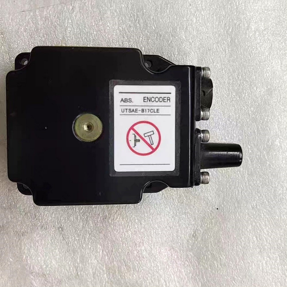 安川编码器 UTSAE-B17CLE 配SGMRS电机 议价