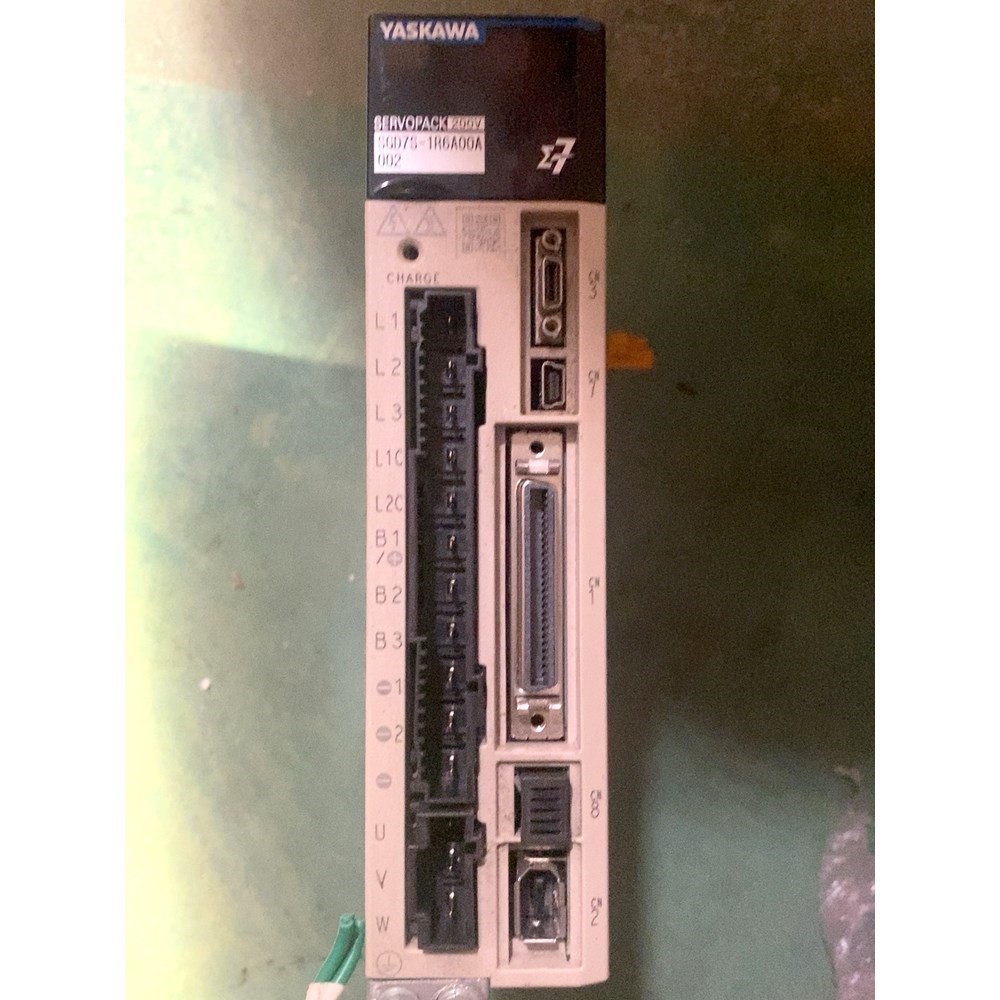 SGD7S-1R6A00A002.200W安川伺服驱动器二 议价