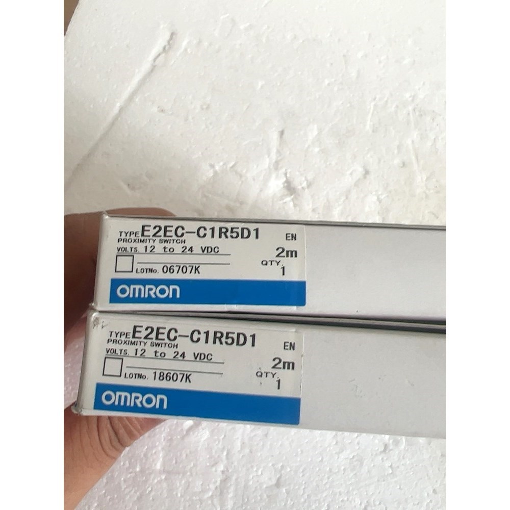 E2EC-C1R5D1还有2个传感器原装 议价