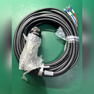 伺服动力电缆R88A 议价 CAGB005B原装