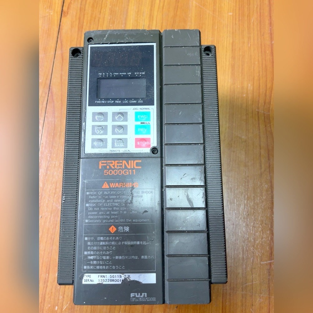 富士变频器FRN1.5G11S-2JE.1.5KW AC22 议价