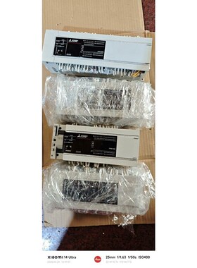 PLC三菱FX5U-64MTES 3台 议价