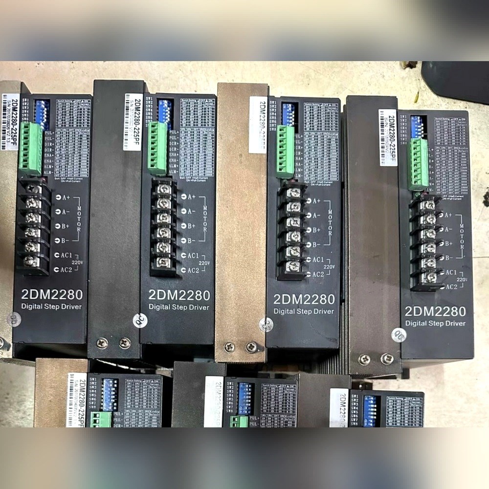 2DM2280-225PF 驱动器件成色漂亮功能 议价