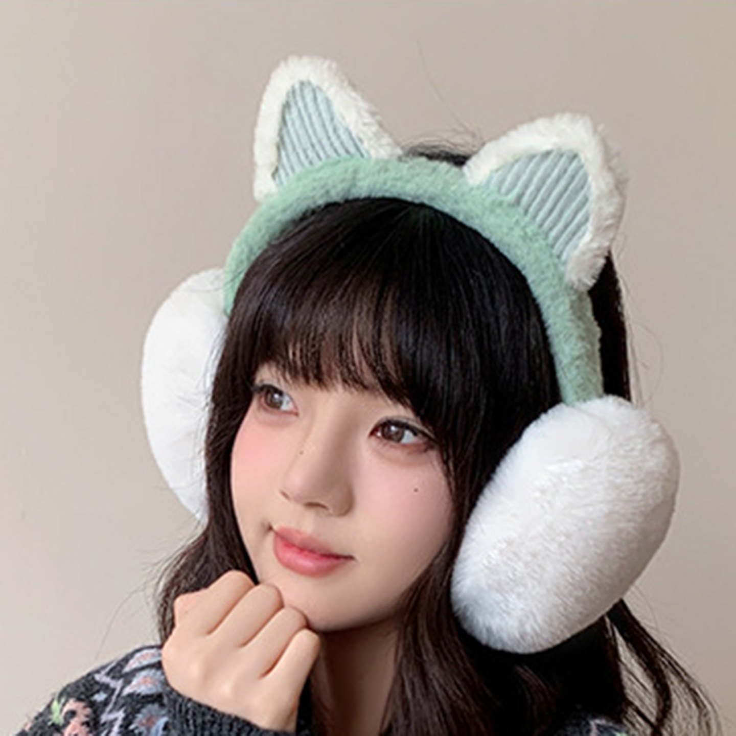 冬季可爱毛绒卡通保暖耳套女款