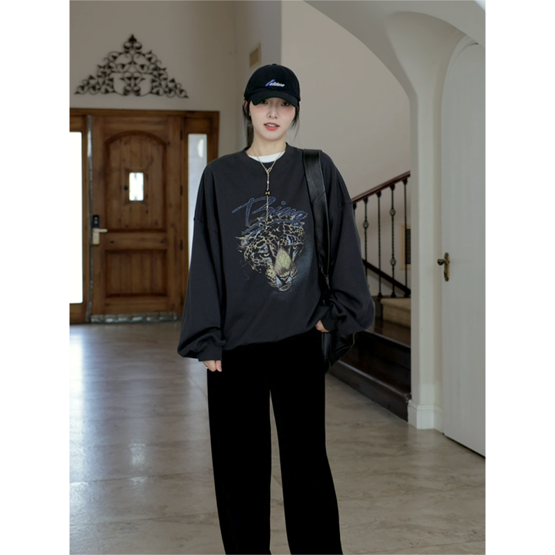 郭九九呢棉质潮酷时尚印花休闲圆领宽松遮肉显瘦卫衣秋季百搭上衣