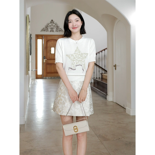 郭九九呢 桑蚕丝羊毛重工绣花上衣短袖夏季基础T恤女显瘦提花裤裙