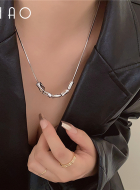 匿名碎忆~时髦设计感方形串珠爆款轻奢项链 复古时尚高级感锁骨链