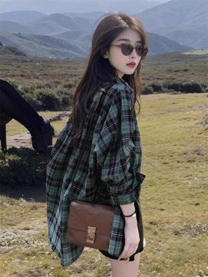绿色格子衬衫外套女2025夏季新款覆古休闲 宽松衬衫中长版防晒开