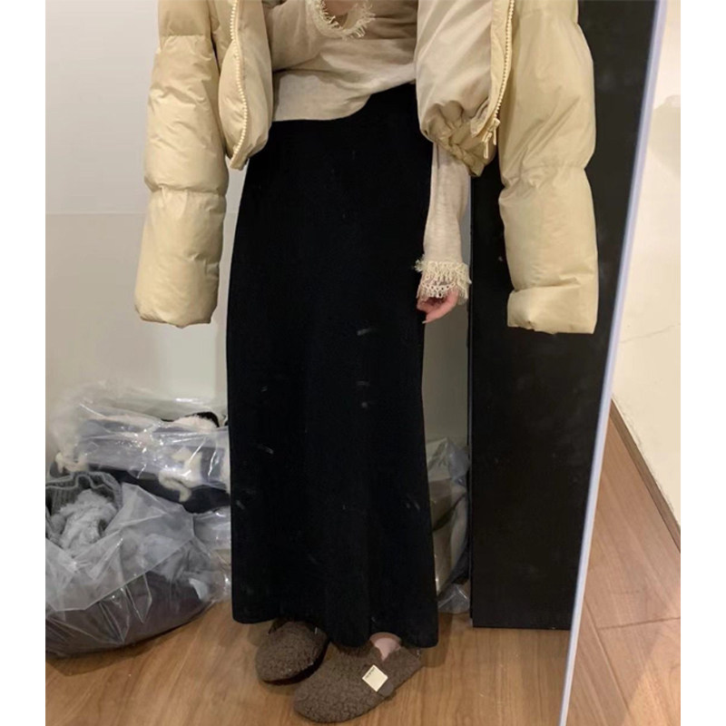 孕妇秋冬款后开叉百搭直筒裙