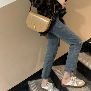 孕妇牛仔裤子九分春秋薄款外穿秋装毛边宽松显瘦直筒裤阔腿打底裤