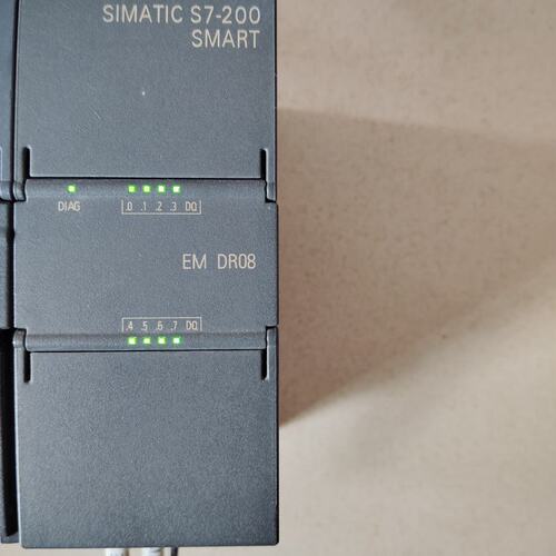 议价S7-200 SMART EM DR08，功能正常，实