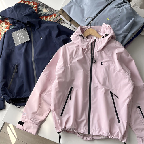 山系穿搭 防风防水冲锋衣 男女情侣款户外运动宽松休闲连帽外套