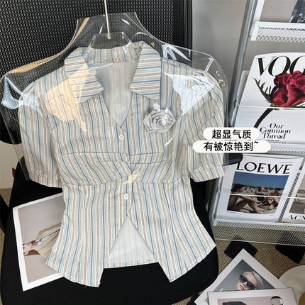 美式盐系条纹短袖衬衫女夏季新款洋气时尚时髦独特别致小衫上衣潮