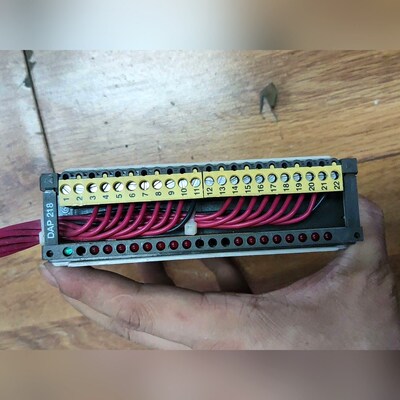 施耐德PLC模块TSX COMPACT AS-BDAP-21 议价