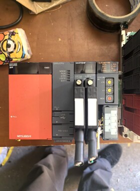 三菱PLCQ系列两套Q61P电源Q00UCPUQX 议价