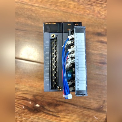 三菱模块Q64TCTTBW原装实物拍摄议价 议价