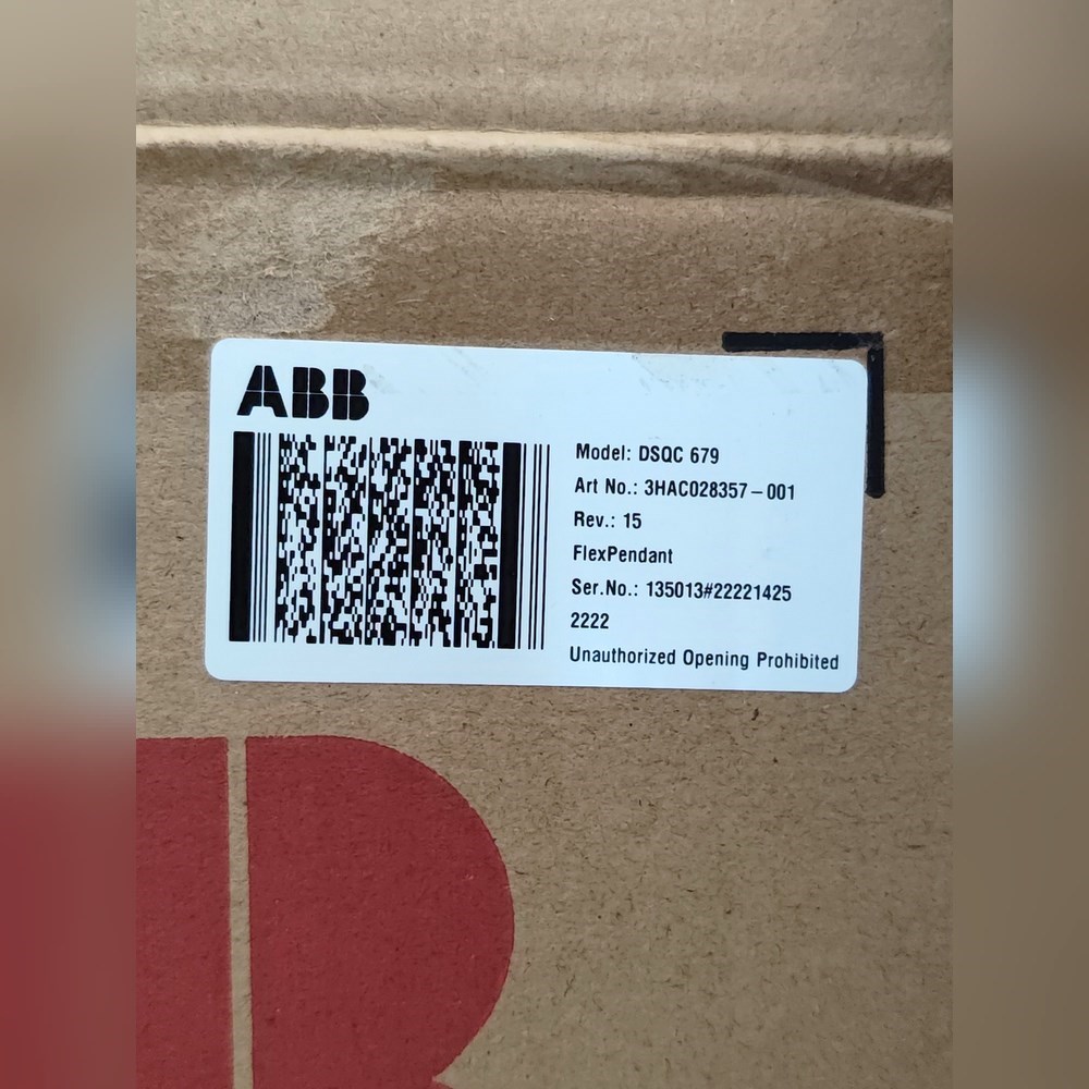 ABB机器人示教器 DSQC679 3HAC028357-0 议价