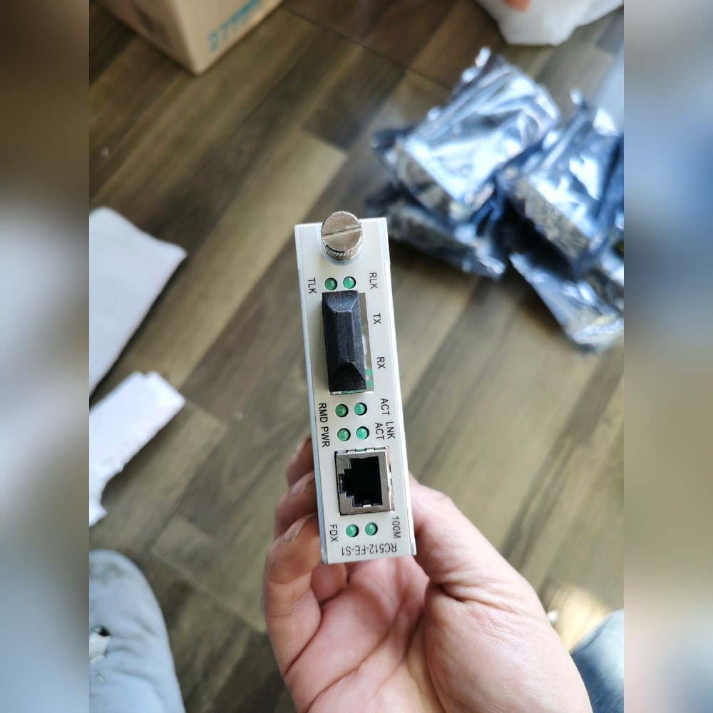 瑞斯康达百兆光纤收发器RC512-FE-S111张 议价