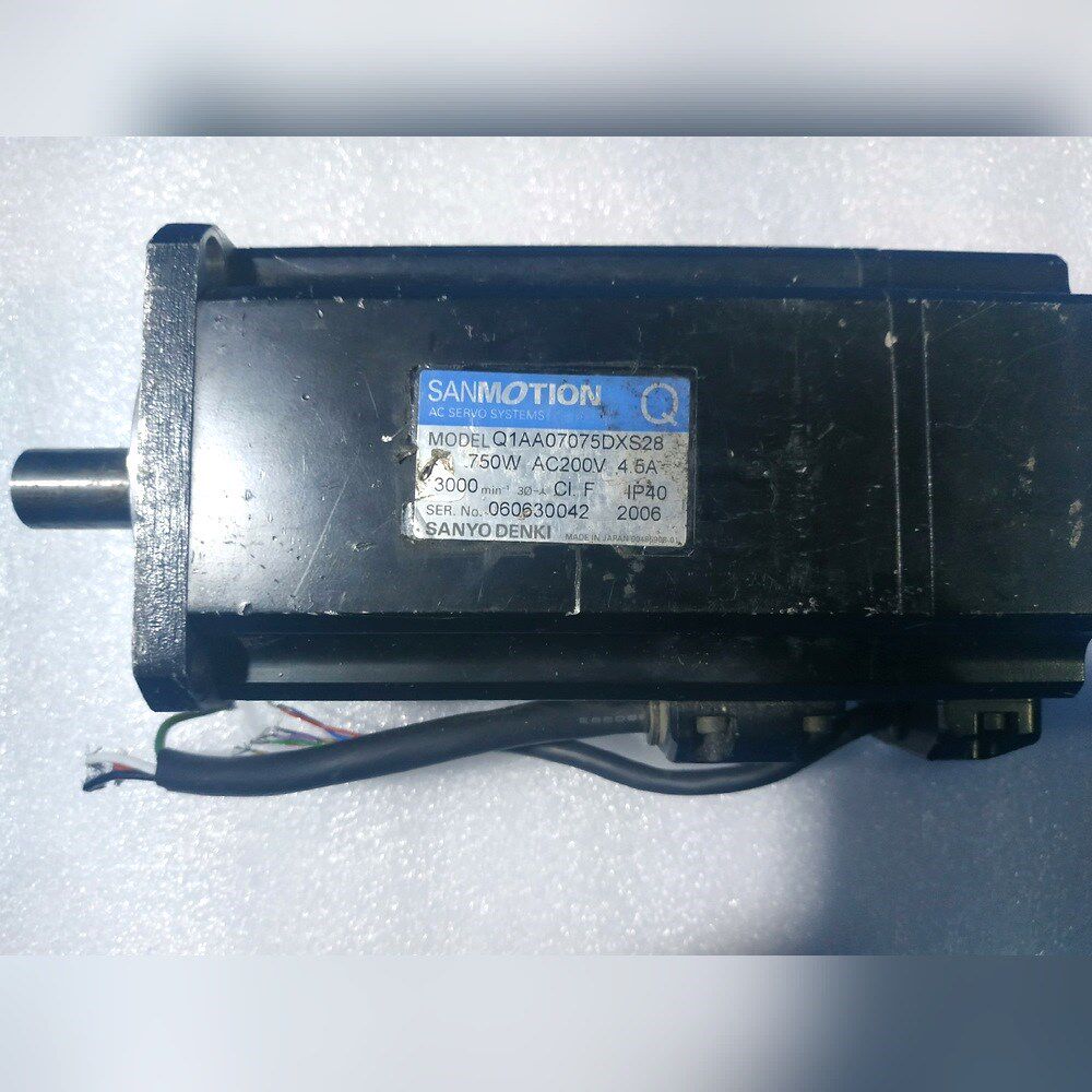 Q1AA07075DXS28 伺服电机 电机包好包邮实物拍 议价