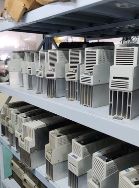 伦茨9300系列变频器 EVS9321-ES 932293 议价