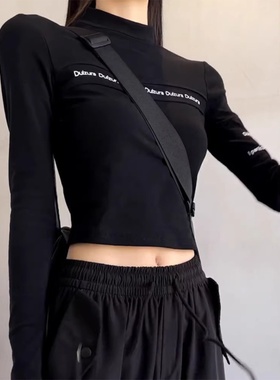 美国高街黑色长袖女式t恤2023秋季新款腰瘦Look性感右肩短上衣