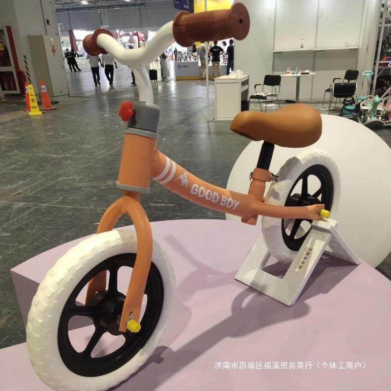 儿童平衡车滑步车2-6岁小孩自行车无脚踏溜溜车可调节双轮滑福溪