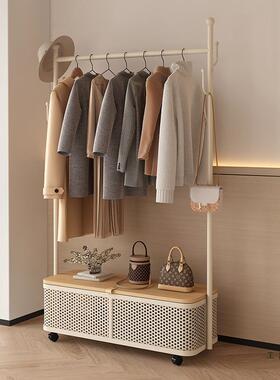 卧室落地式挂衣架衣帽架床边晚上临时放衣不占空间衣架置物架