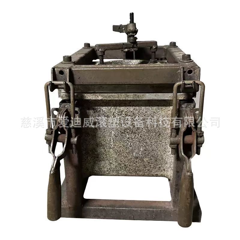 水箱加工滚塑模具加工 一体式成型工艺无接缝无焊接密封性能好