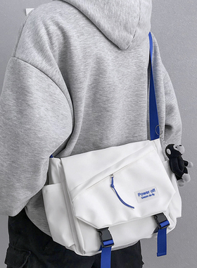 男士斜挎包潮牌ins工装风日系休闲男包大容量单肩包个性邮差包潮