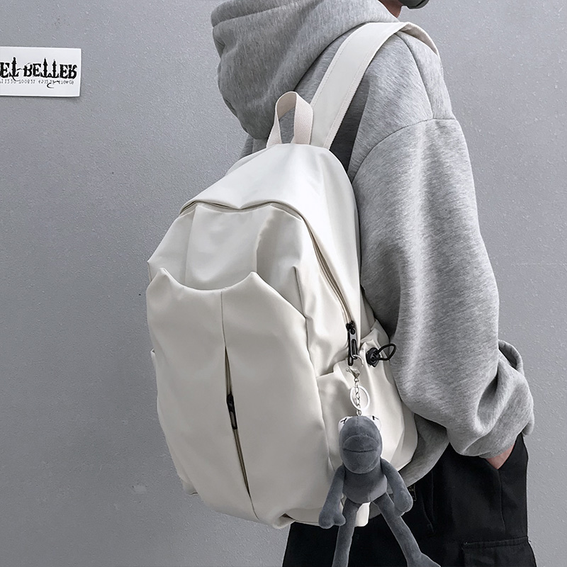 个性潮搭休闲男士双肩包