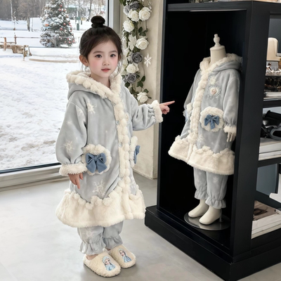 可外穿爱莎毛球中长款女童两件套