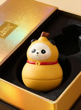 可爱熊猫造型治愈车载桌面摆件