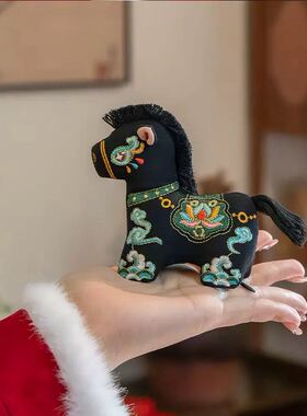 手工宋锦刺绣招财马生肖挂件