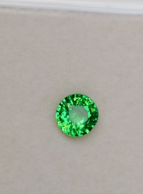 天然沙弗莱圆形6.6X6.6x4.6mm，1.485ct