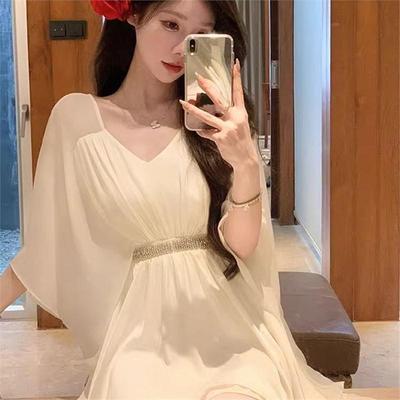 生日小礼裙高级感显瘦法式富家千金风约会仙女裙白色收腰连衣裙女