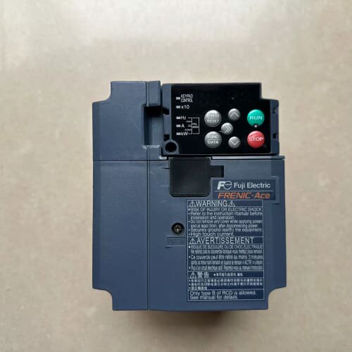 Fe富士变频器FRN0002E2S-4C，0.75KW，
