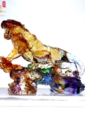 招财生肖老虎摆件办公室桌面摆饰