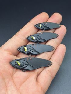 哑光黑大小河vib纯黑路亚铅包铜片薄背假饵东江鳊鱼红眼震颤远投