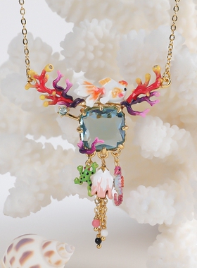 24新款原创设计师手绘珐琅釉彩金鱼系列水晶珊瑚海马项链唯美礼物